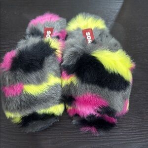 Colorful Faux Fur Slippers